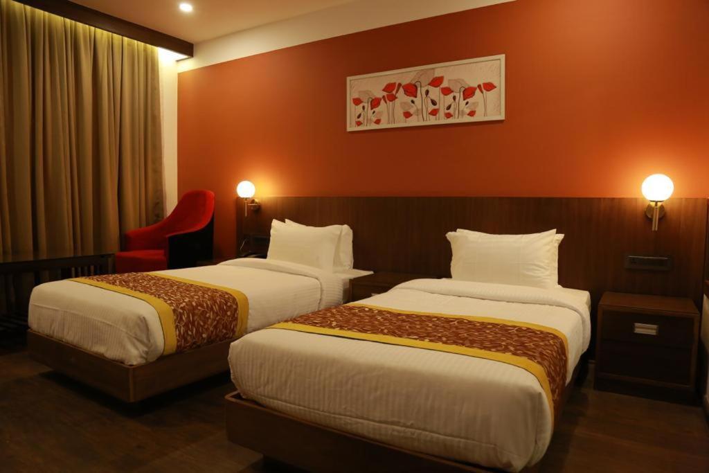 Hotel Sky Penta Residency Iritti Zewnętrze zdjęcie